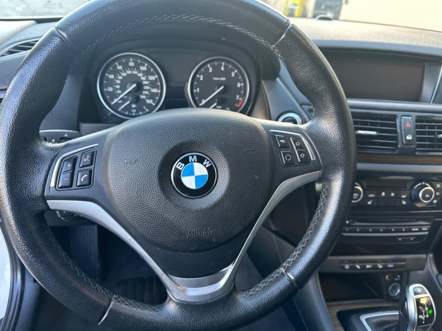 2014 WHITE /Black BMW X1 Leather (WBAVL1C56EV) with an 4 Cylinders engine, AUTOMATIC transmission, located at 30 S. Berkeley Avenue, Pasadena, CA, 91107, (626) 248-7567, 34.145447, -118.109398 - Don't let bad credit or financial setbacks hold you back from owning a luxury SUV like the 2014 BMW X1 xDrive28i. At our BHPH dealership, we're here to make the car-buying process as smooth and stress-free as possible. We invite you to visit our dealership in Pasadena, CA, to explore our inventory o - Photo#15